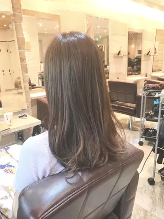 セミロング カラー 髪質改善・艶髪特化 木村侑平のヘアスタイル