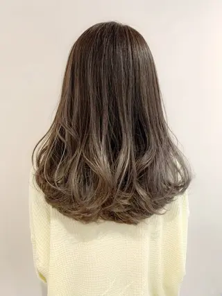 セミロング カラー 伊藤 裕太郎のヘアスタイル