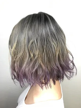 ミディアム カラー ヘアアレンジ 🧶ブリーチカラー TERU🧶のヘアスタイル