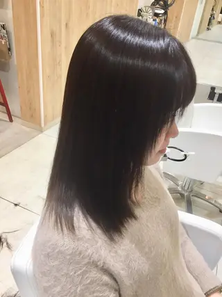 セミロング カラー 松吉 純平のヘアスタイル