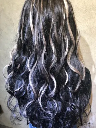 ロング BuzZ所属・西村 雄二/エクステのヘアスタイル