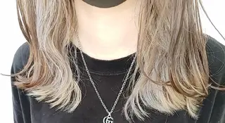 ミディアム カラー ハネエクステ表参道/ 羽エクステSpicaのヘアスタイル