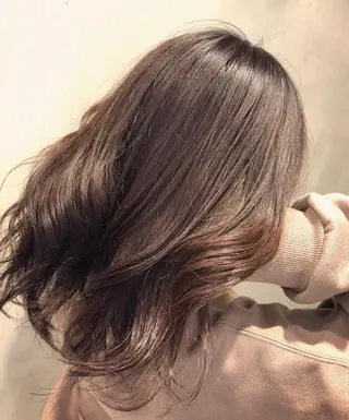 ミディアム カラー ハイダメージ毛 縮毛矯正のヘアスタイル