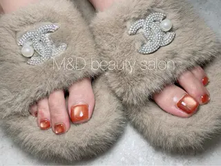 ネイル M&D BeautySalon銀座店所属・M&D 銀座店のネイルデザイン