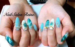 ネイル Nailsalon Reine所属・玉栄 伶奈のネイルデザイン