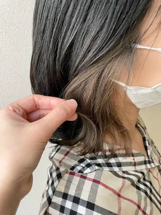 ミディアム カラー 沢田 瞳のヘアスタイル