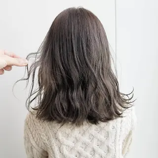 ミディアム iplus✴ まつげ、眉毛、耳つぼのマツエク・マツパデザイン