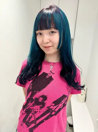 セミロング カラー ✨ブリーチ/顔周り レイヤー¦YUKA✨のヘアスタイル