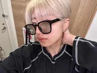 カラー 沼崎 美海のヘアスタイル