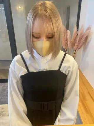 ショート カラー 🌼ハイライト透明感 🌼maiのヘアスタイル