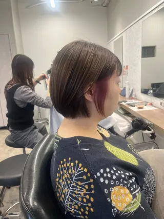 ショート カラー 🍓艶髪/艶カラー ハイトーン/しんたにのヘアスタイル