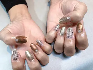 ネイル iiloo aromaworksのネイルデザイン