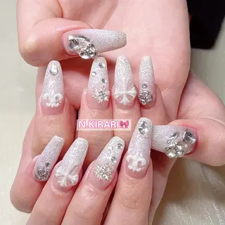 ネイル 🩷 Mio 🩷のネイルデザイン