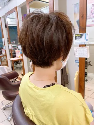 ショート カラー ベリショディレクター 小野 健太郎のヘアスタイル