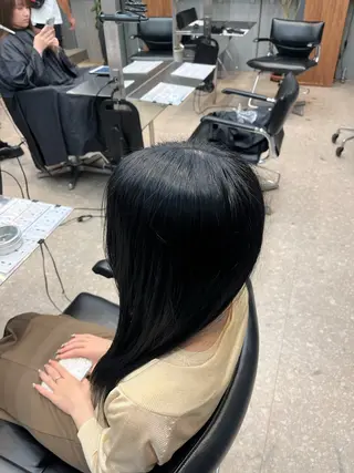 セミロング カラー fifth / 山下 和輝 海外風スタイルのヘアスタイル