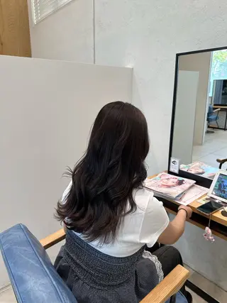 ロング 平井 真由のヘアスタイル