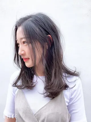 ミディアム カラー 寺山 佳貴のヘアスタイル