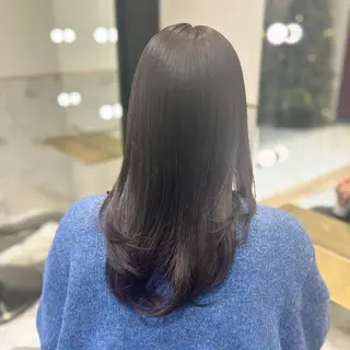 ロング カラー costes 今井芽依のヘアスタイル