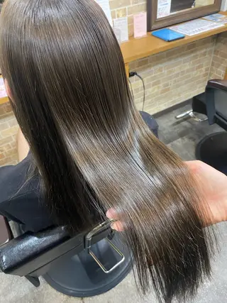 セミロング 美髪ヘア 🤍erikaのヘアスタイル