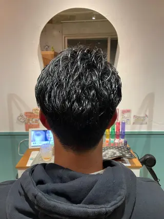 パーマ メンズ CRESCENDO 山本樹カットカラーのヘアスタイル