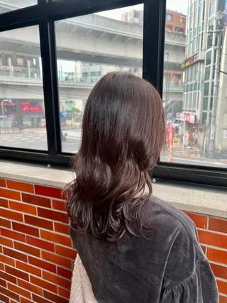 セミロング カラー 全店売上No.1🏆 ✨深江裕稀のヘアスタイル