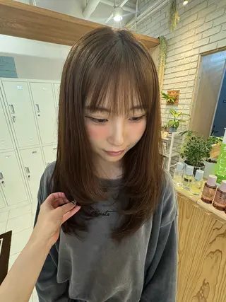 ロング 川名 優香のヘアスタイル
