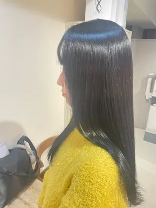 ロング CreBiA ten_【クレビアテン】所属・crebia 漢人 美海／レイヤーカットのヘアスタイル