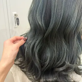 ロング カラー ヘアアレンジ キヨミ 韓国レイヤーカットのヘアスタイル