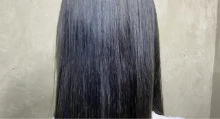 ロング カラー ハイトーンカラー 🦋yuri🦋のヘアスタイル