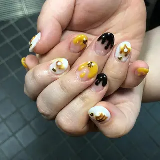 ネイル 中牟田 彩水のネイルデザイン