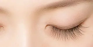 マツエク・マツパ ヘアークリエーションミーク本店所属・♢МИГ (ミーク)♢のマツエク・マツパデザイン