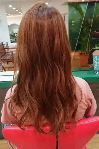 ロング 原 萌香のヘアスタイル