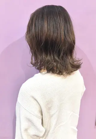 ミディアム カラー パーマ 細川 亮のヘアスタイル