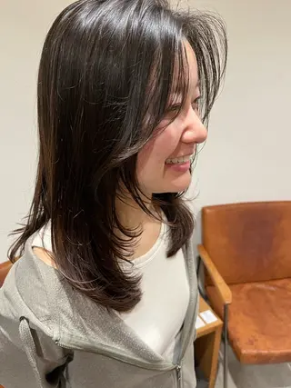 セミロング 梅田美容室/カット /Maoのヘアスタイル