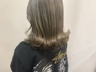 ミディアム カラー ヘアアレンジ たかいわ みきのヘアスタイル