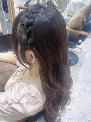 セミロング 🍑ブリーチなし ダブルカラーuRiのヘアスタイル