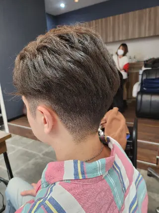 ショート メンズ 石川 ジェウンのヘアスタイル