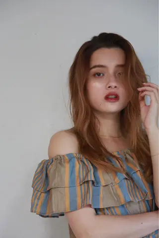 ロング カラー 平 ちひろのヘアスタイル