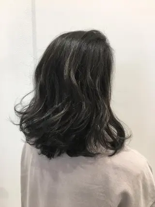 セミロング 岸 保奈美のヘアスタイル