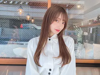 ミディアム ルービック 梅田茶屋町店のヘアスタイル