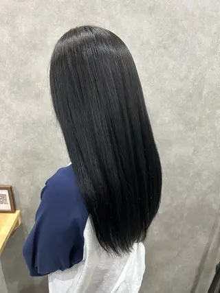 ロング カラー 廣瀬 あずさのヘアスタイル