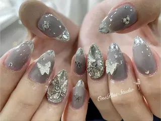 ネイル One Plus Nail Salonのネイルデザイン
