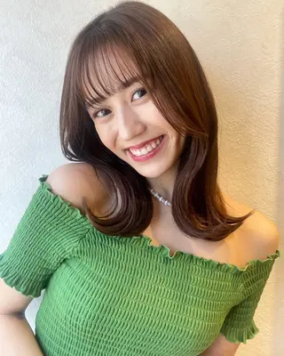 ミディアム カラー ヘアアレンジ fumika🎀 韓国ヘア×ベージュのヘアスタイル