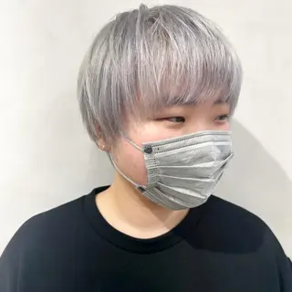 ショート カラー デザインカラー/パー マ🦖外岡咲希🦖のヘアスタイル