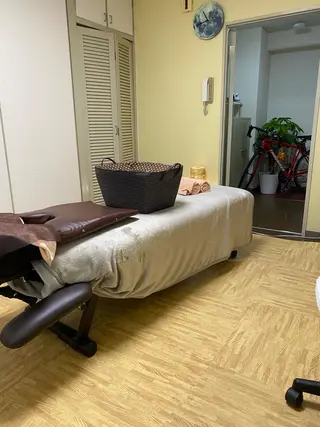 肩こり・腰痛改善専門 1万人以上施術の碧人のエステ・リラクイメージ