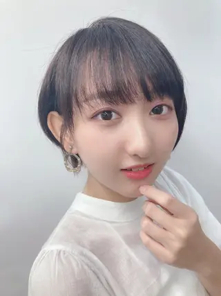 ショート カラー ブリーチ&似合せボブ 田中寛十のヘアスタイル