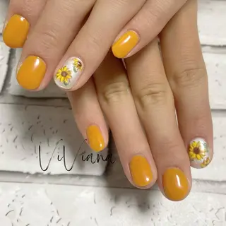 ネイル ViViana ヴィヴィアナのネイルデザイン