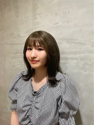 ロング カラー 笹川 桃歌のヘアスタイル