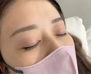 アイブロウ アイブロウサロン店長 🫧AMIの眉毛・アイブロウイメージ