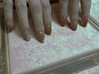 ネイル ビューティーサロン ヘゼリヒのネイルデザイン